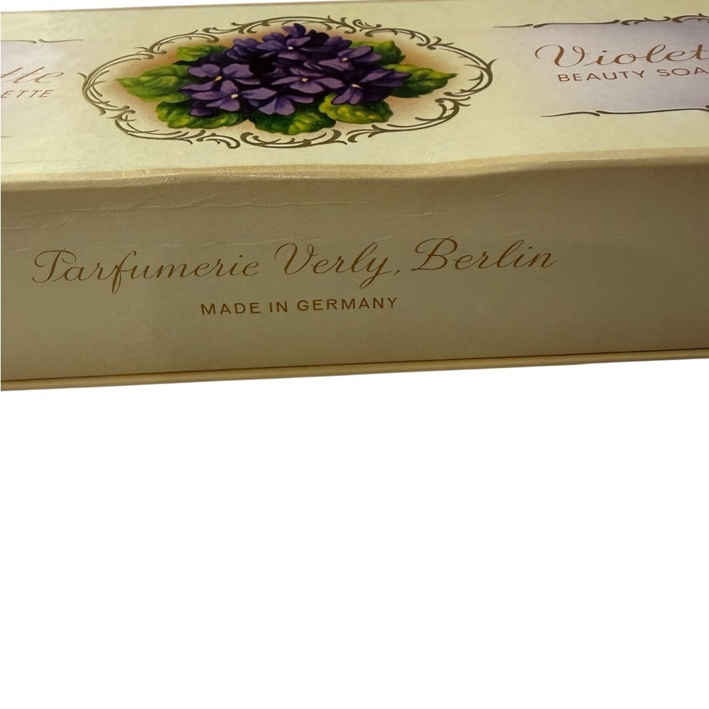 Vintage Parfumerie Verly Berlin Violet Beauty soap 3 Bars Made in Germany Unused
